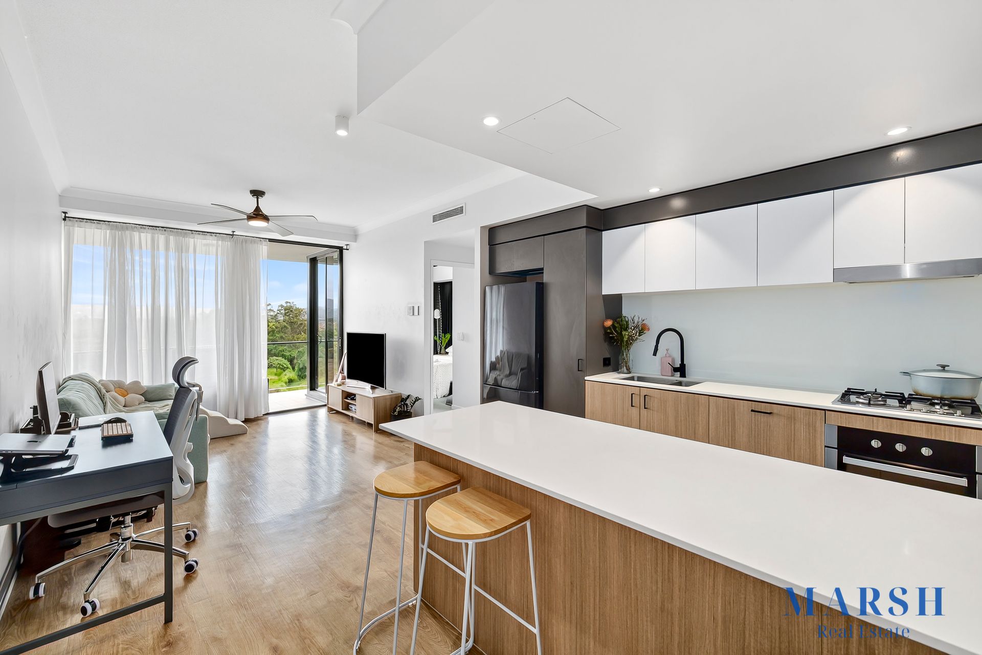 308 / 112 Palm Meadows Drive, CARRARA QLD 4211