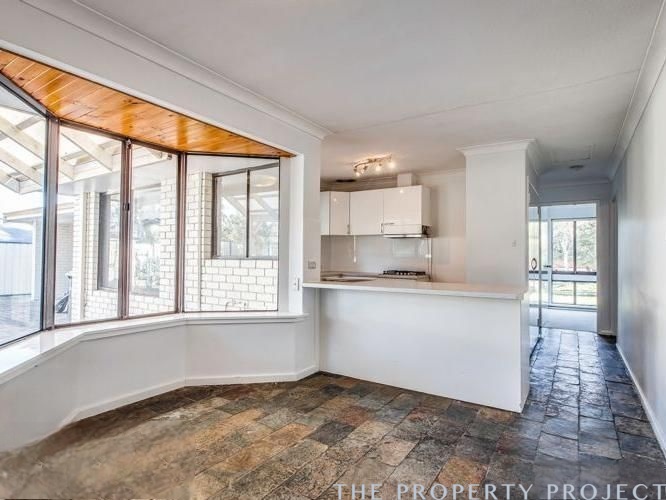 6 Treetop Avenue Edgewater WA 6027