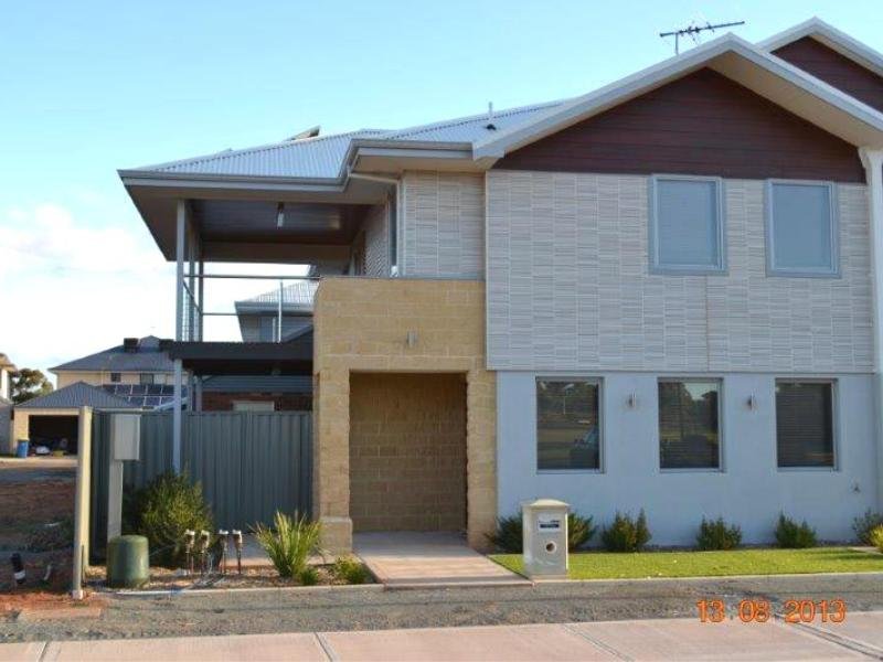 2 / 2 Tali Mews, KALGOORLIE WA 6430