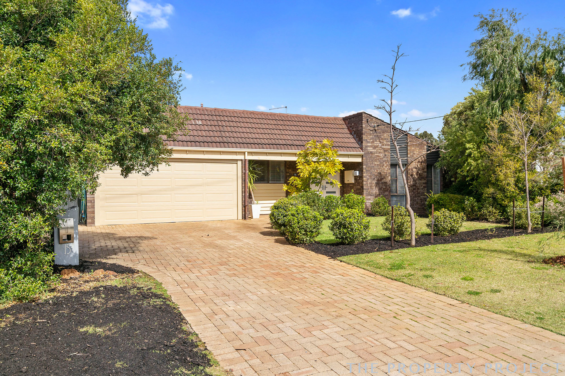 15 Milverton Avenue Karrinyup WA 6018