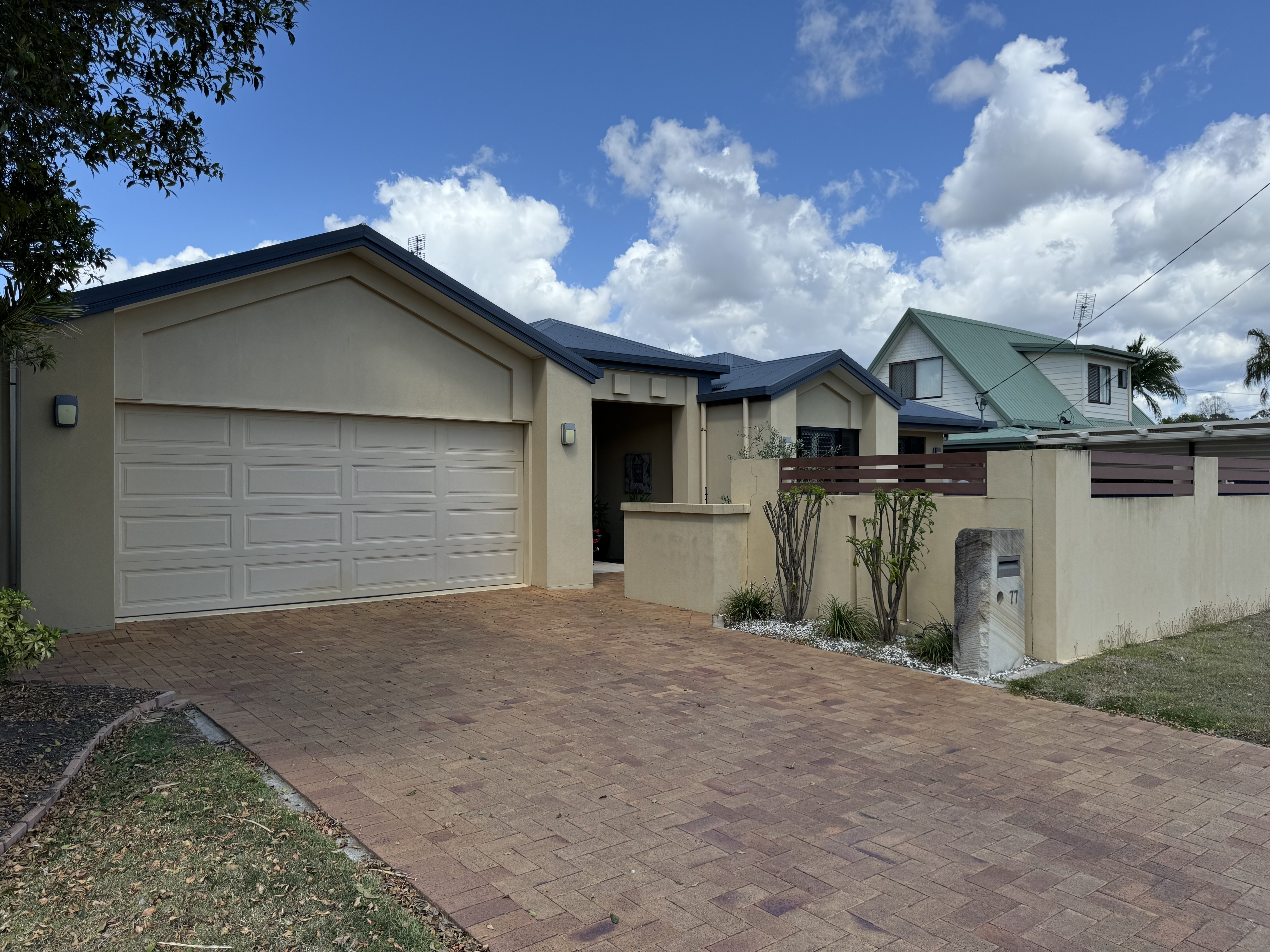 77 Truro Street, TORQUAY QLD 4655