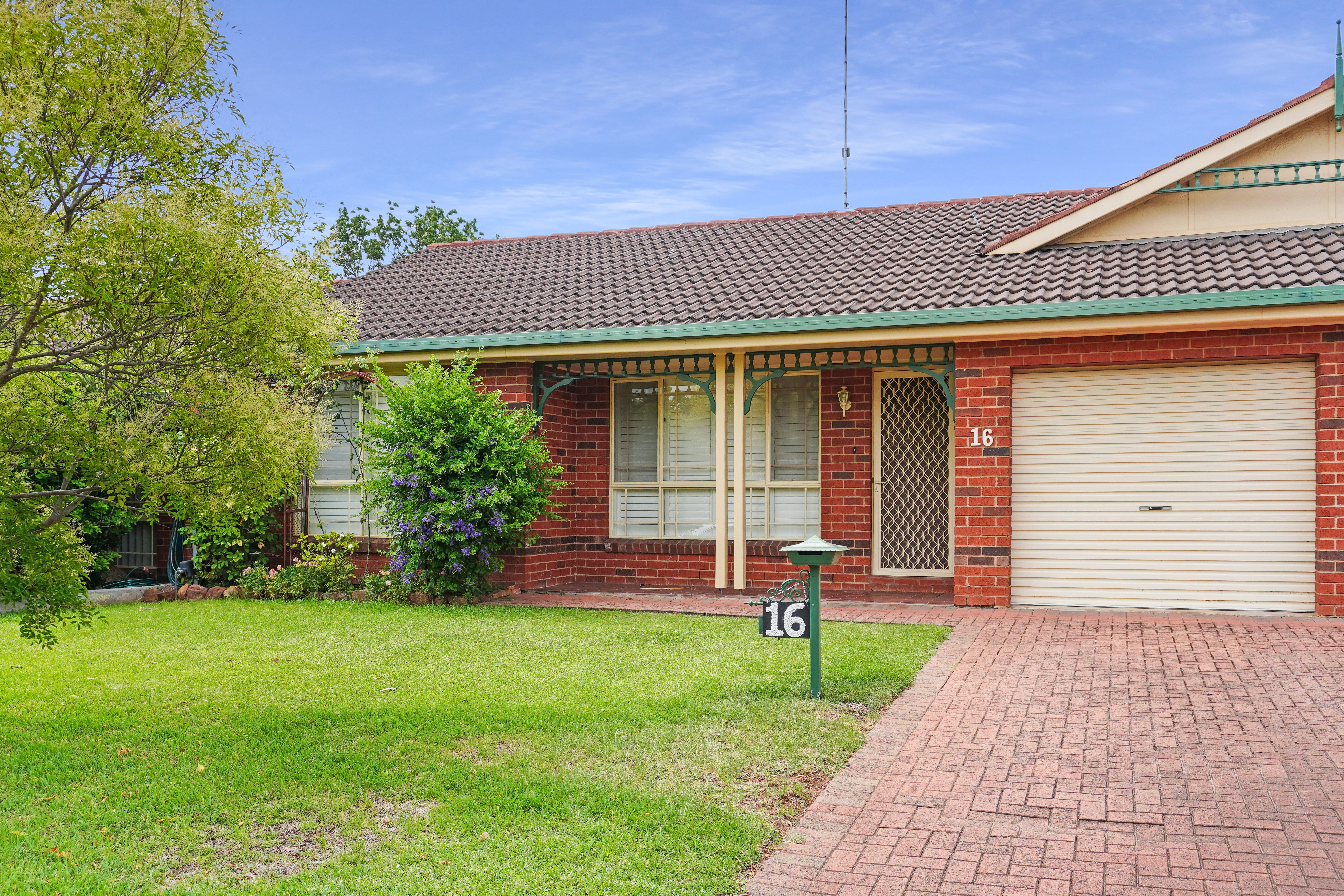 3 / 16 Regent Street, FORBES NSW 2871
