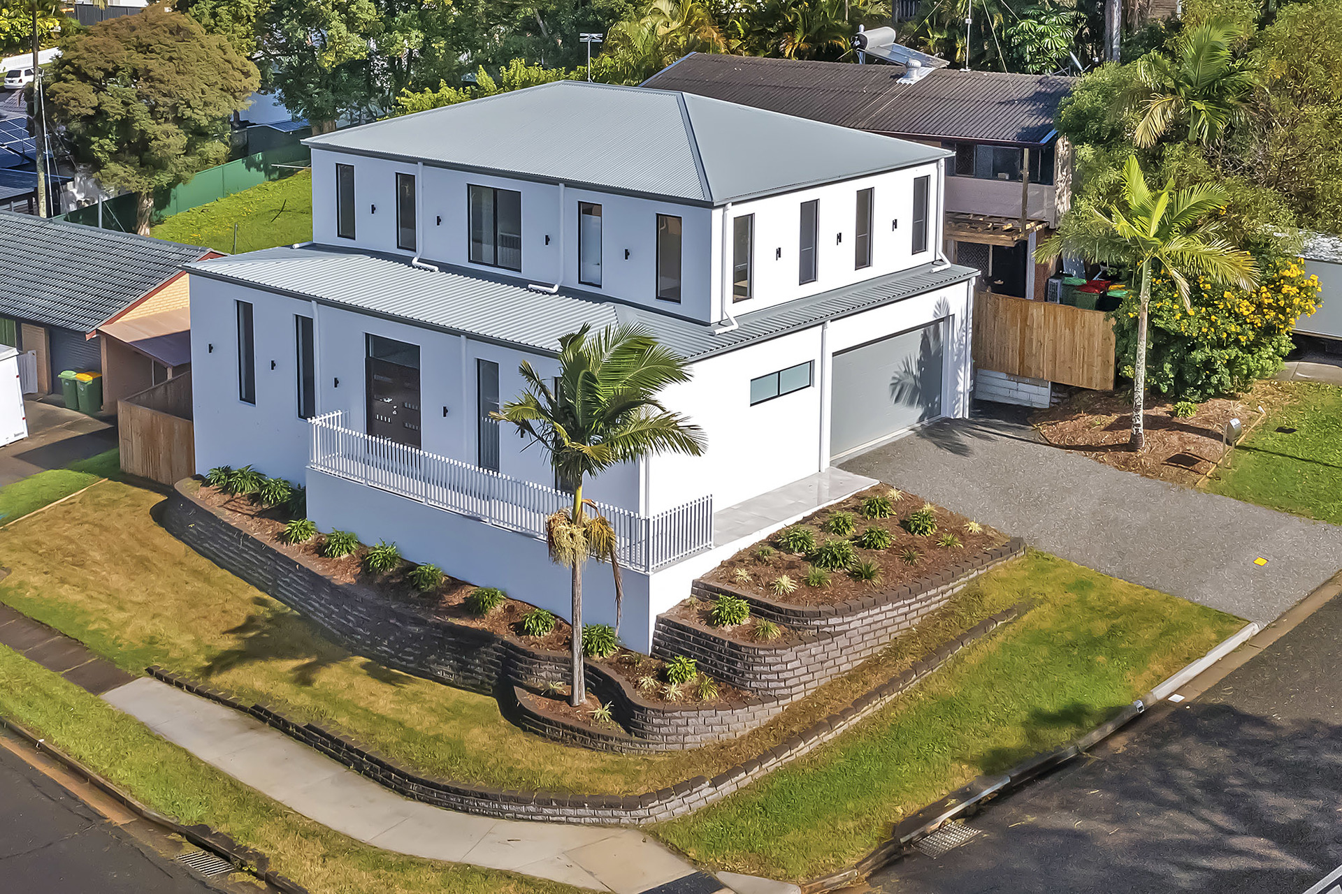 2 Warrawee Avenue, ASHMORE QLD 4214