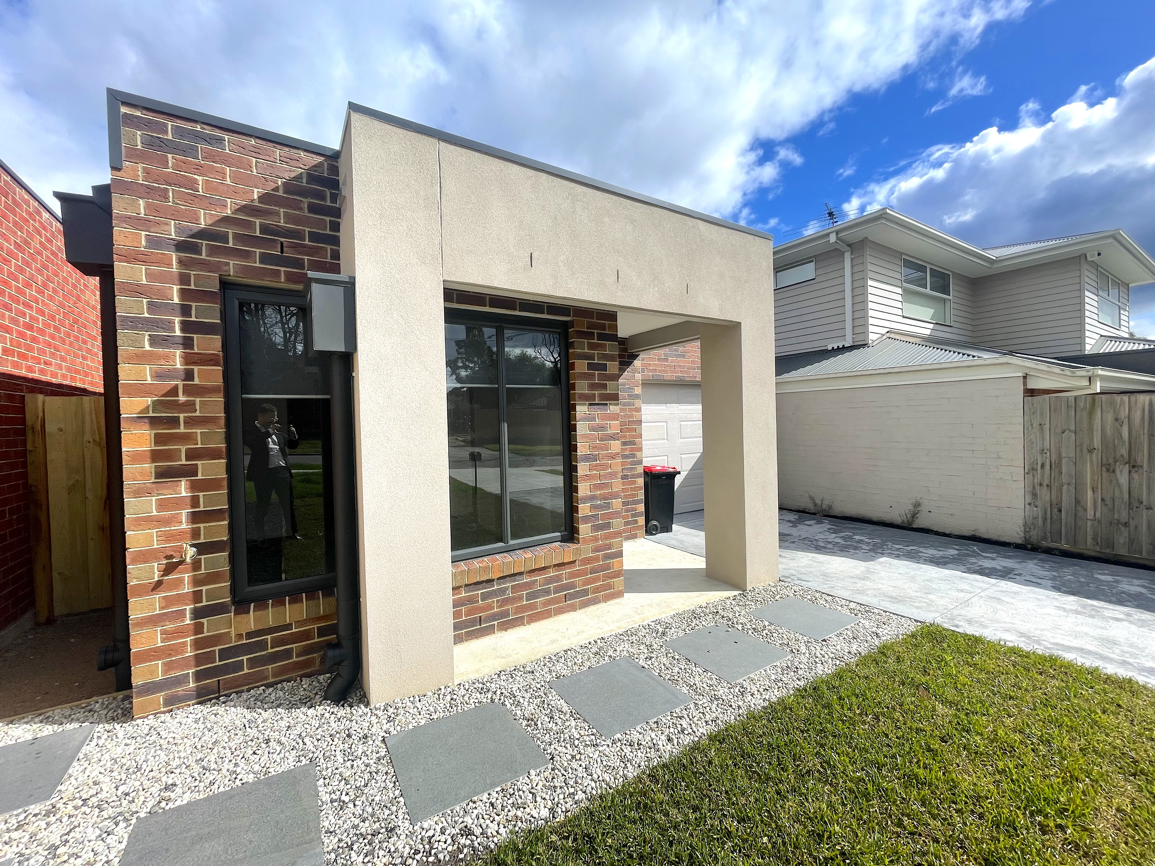 11 Fernley Avenue, MACLEOD VIC 3085