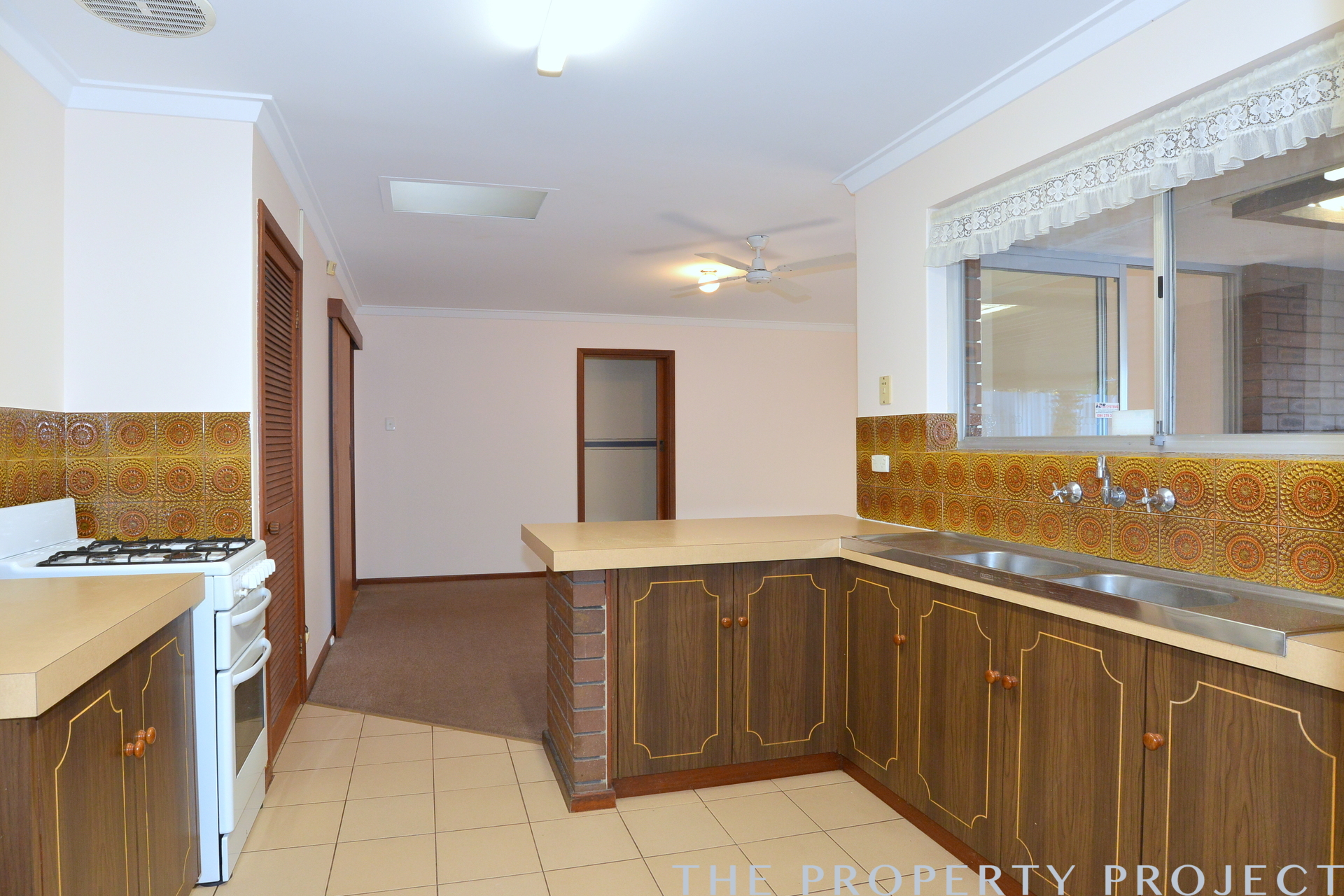 4 Crossandra Way Greenwood WA 6024