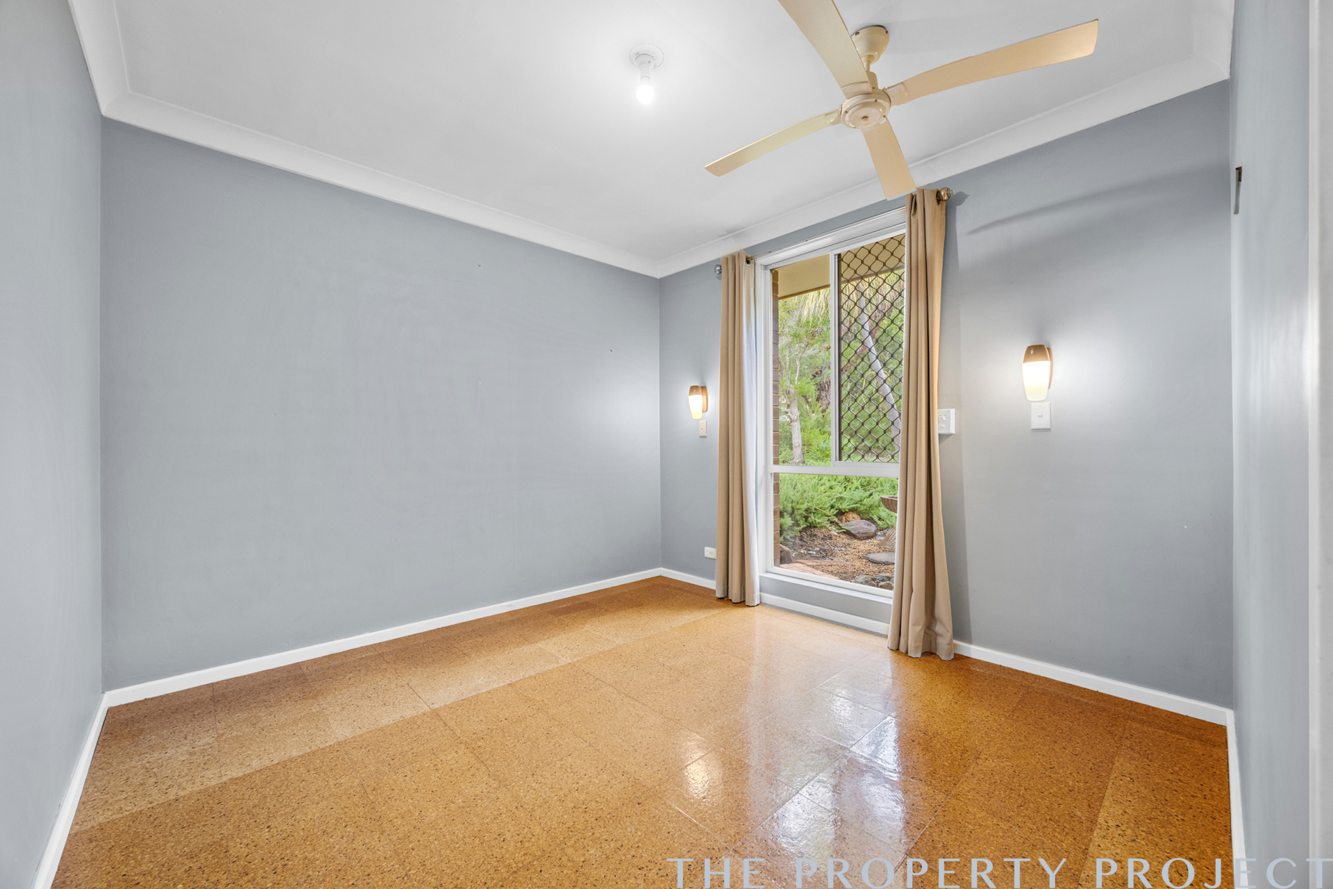 214 Blackadder Road Swan View WA 6056