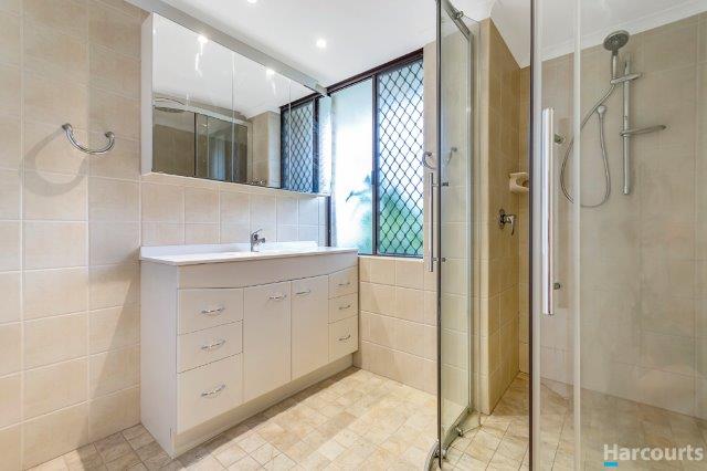 11 Grevillea Way Heathridge WA 6027