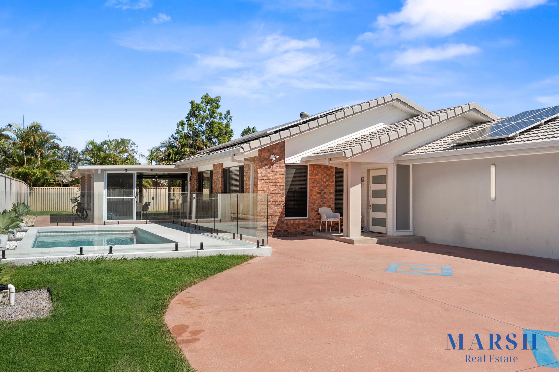 19 Newport Drive, ROBINA QLD 4226