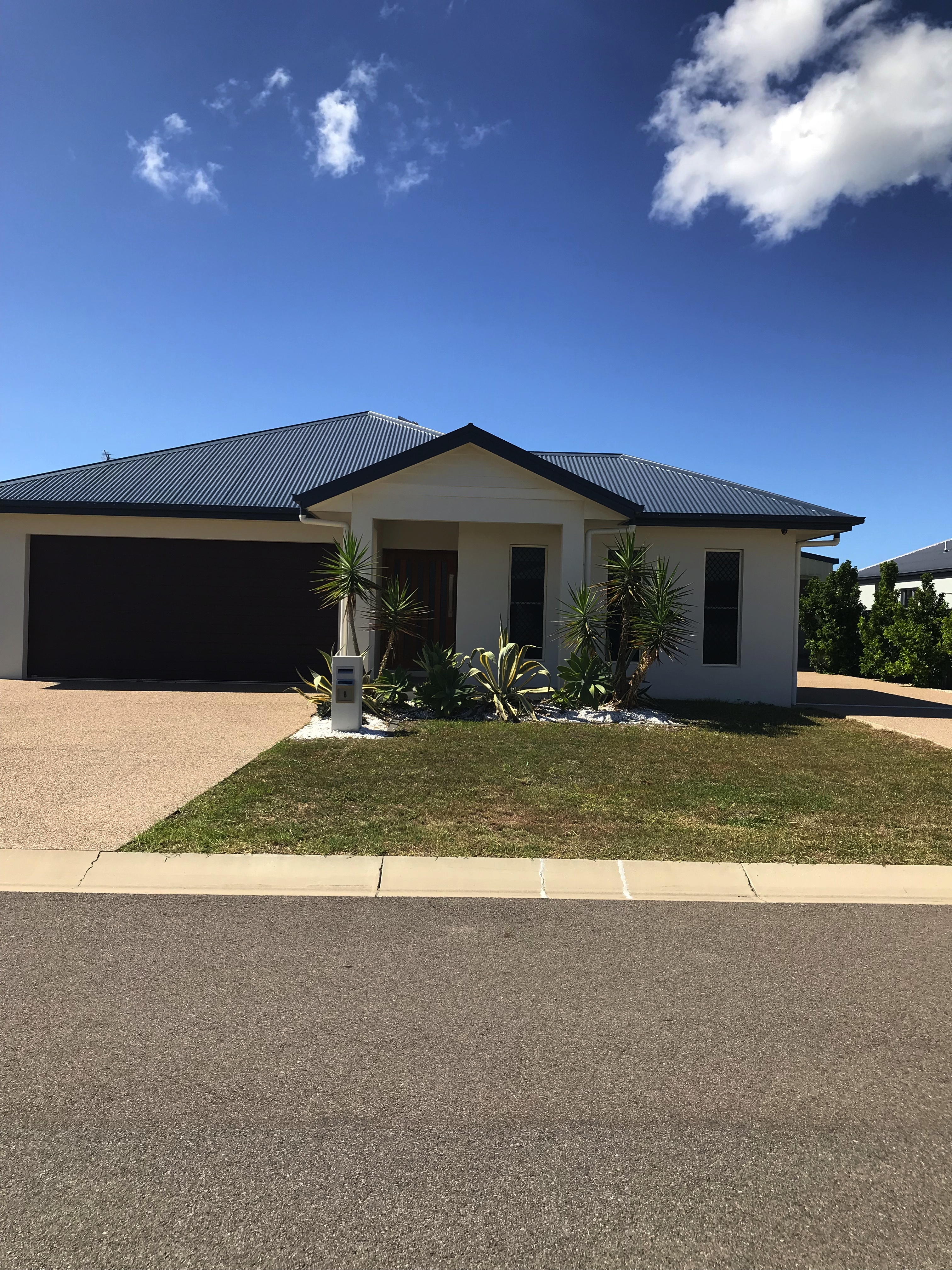 8 Goldfish Ct, BURDELL QLD 4818