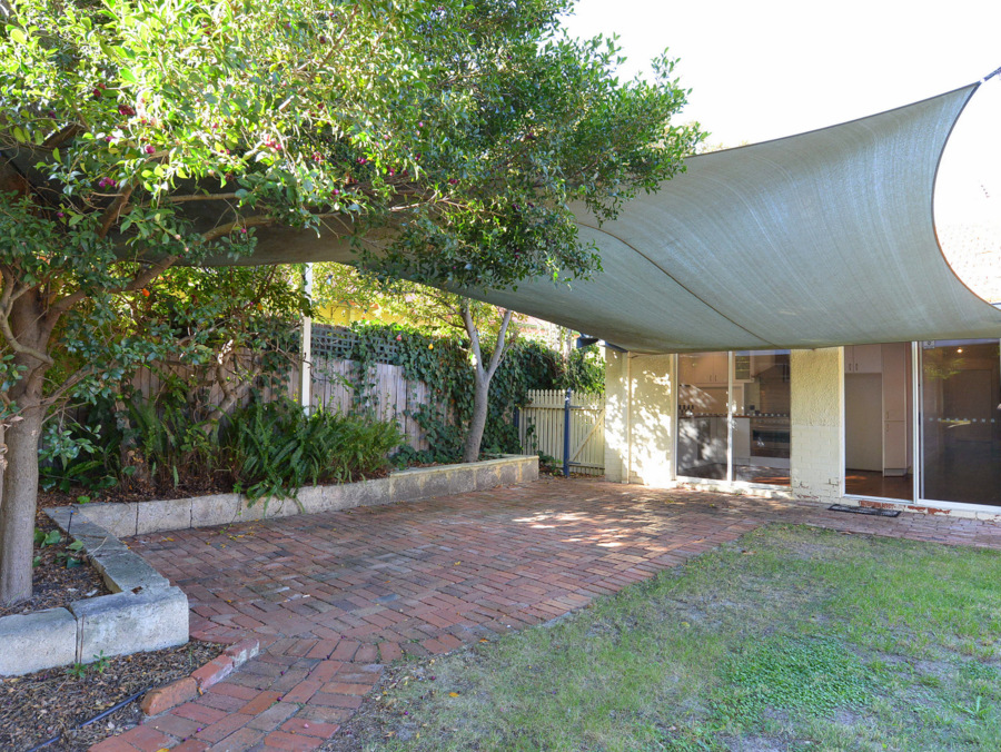 9 Leura Street Nedlands WA 6009