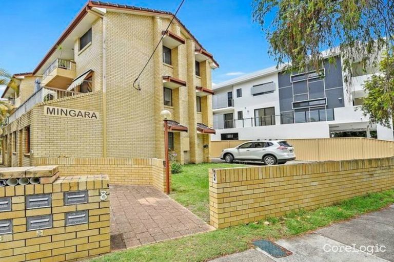 5 / 8 Oleander Avenue, BIGGERA WATERS QLD 4216