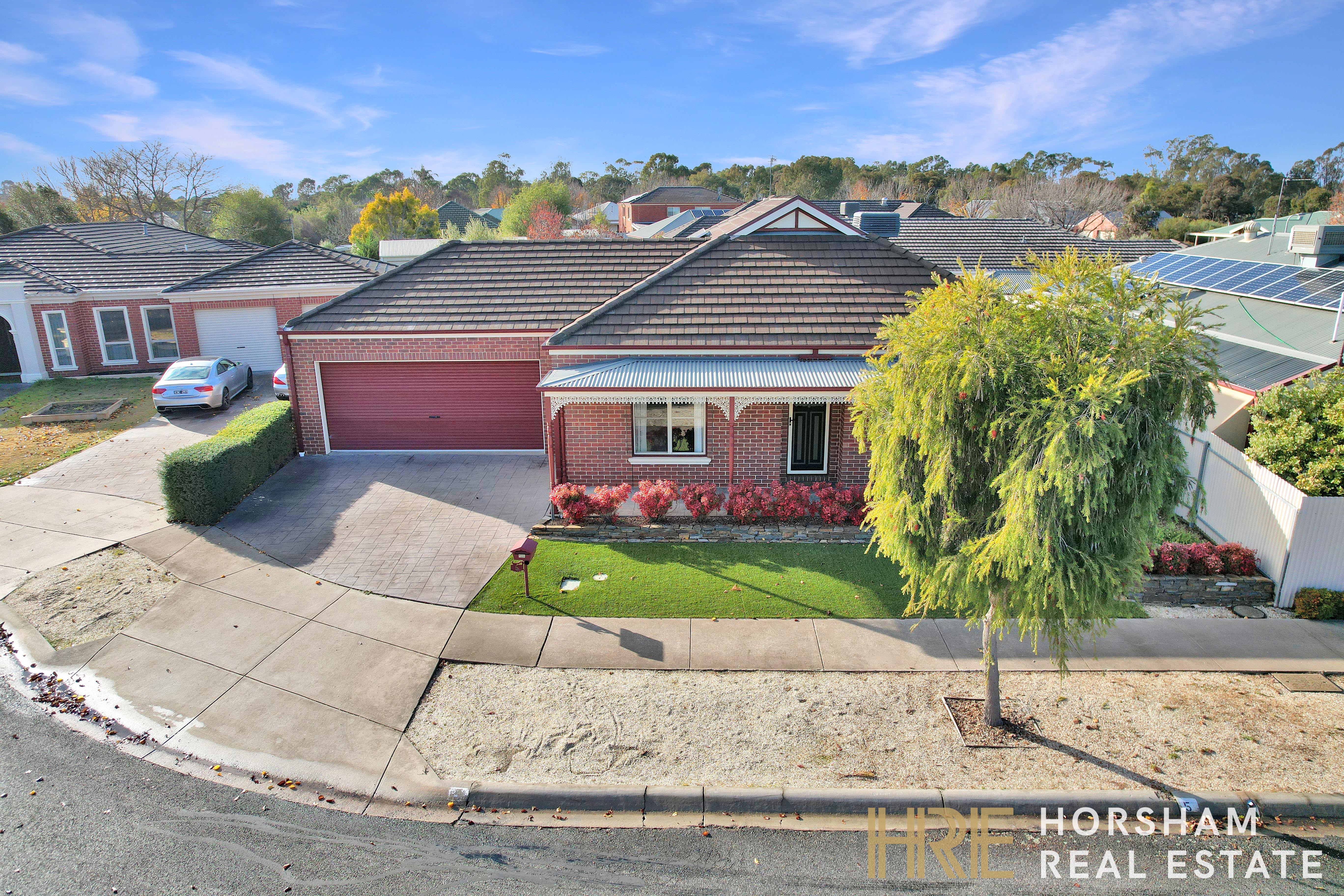 5 Sayer Court, HORSHAM VIC 3400
