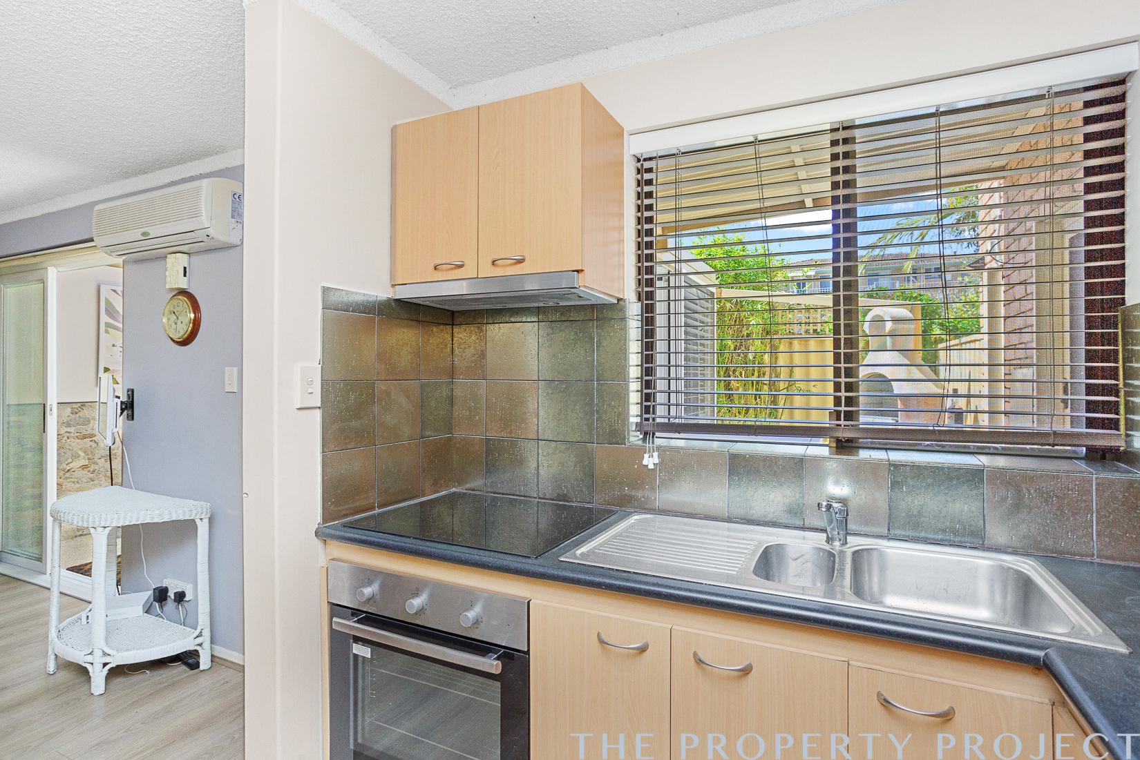 1 160 Broadway Crawley WA 6009