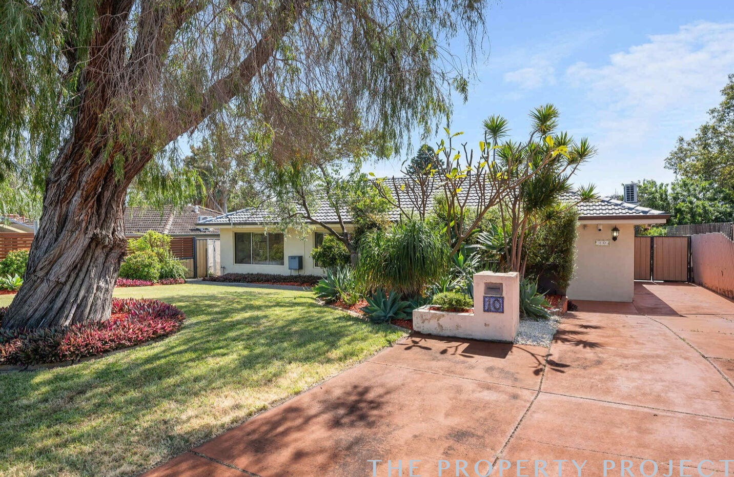 10 Farringdon Way Huntingdale WA 6110
