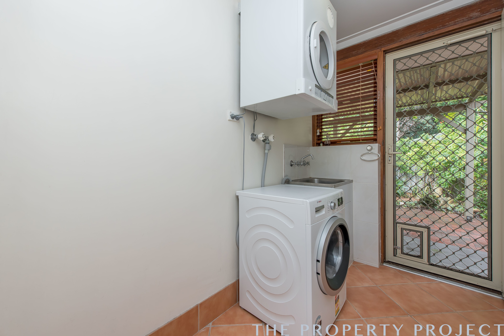 4 Cawarra Crescent Craigie WA 6025