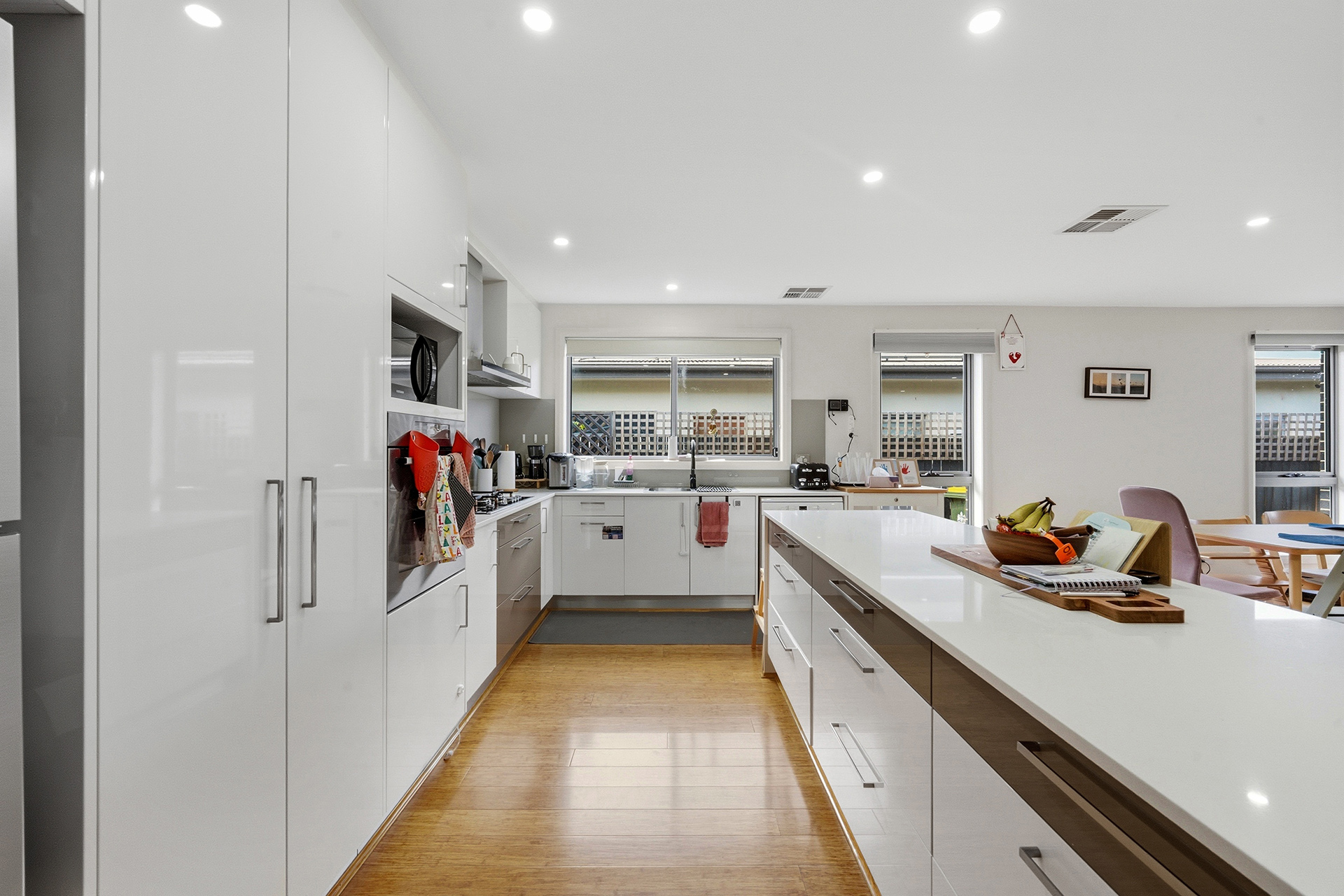 18 Casilda Street, Harrison, photo 7