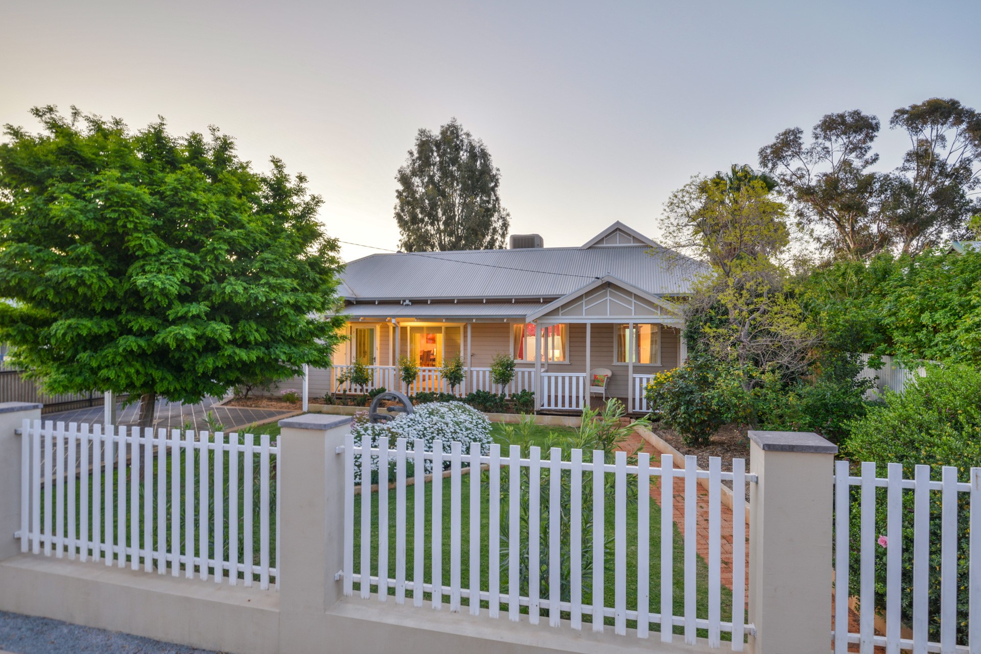 90 Campbell Street, LAMINGTON WA 6430