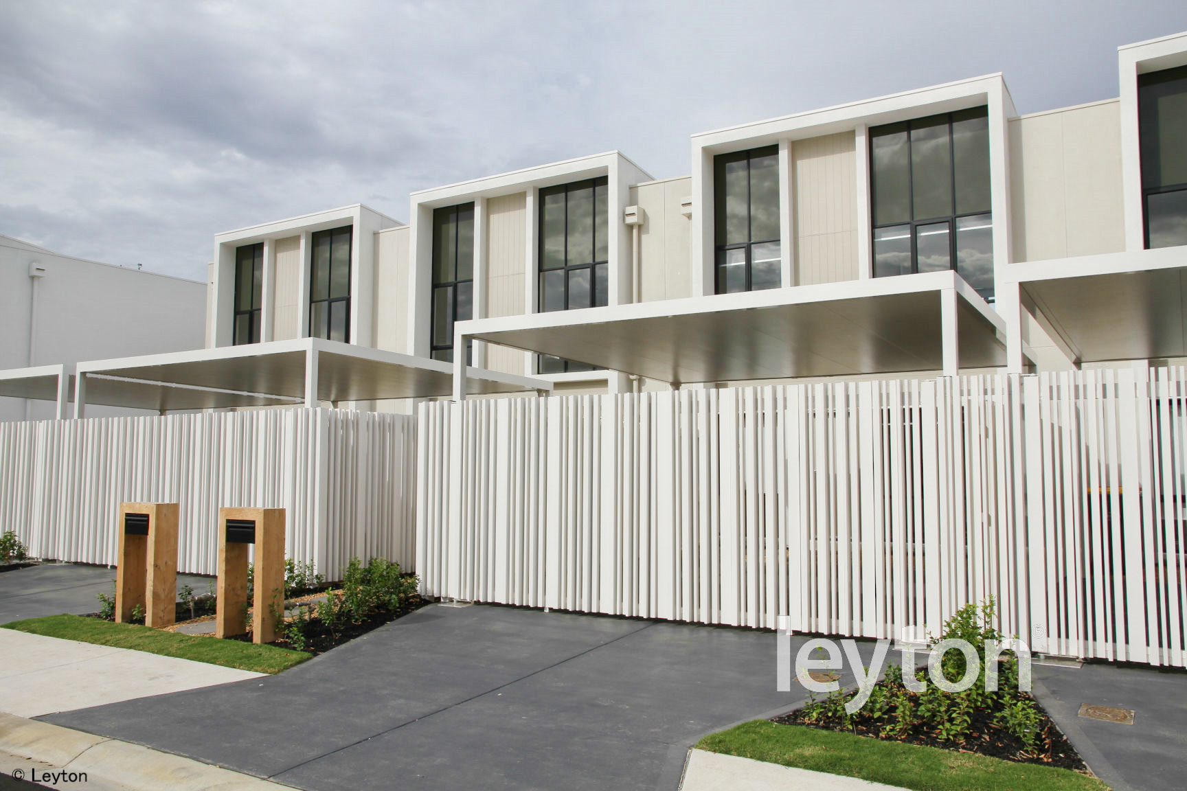 4 Binda Avenue, SPRINGVALE VIC 3171