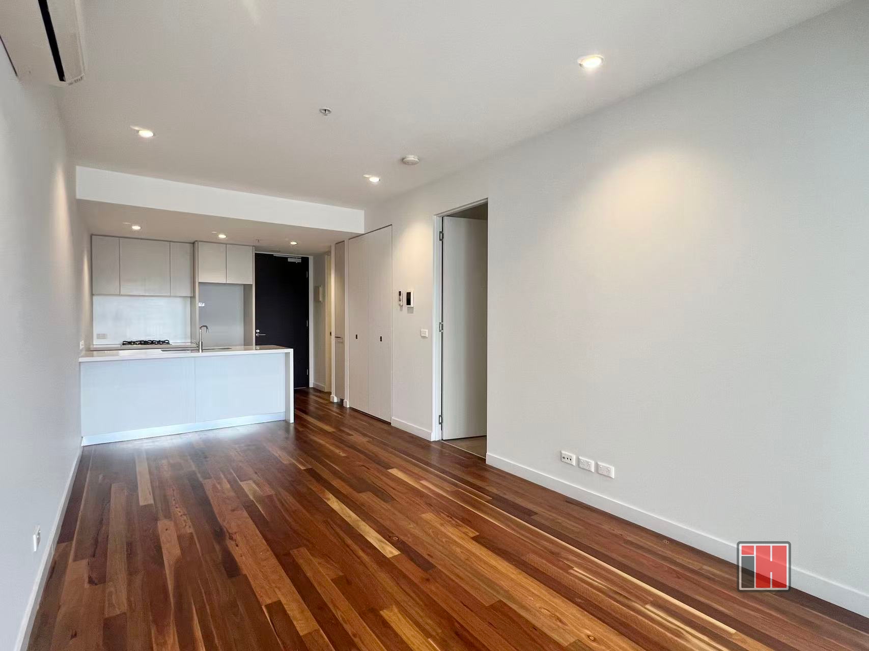 1025 / 18 Albert Street, FOOTSCRAY VIC 3011
