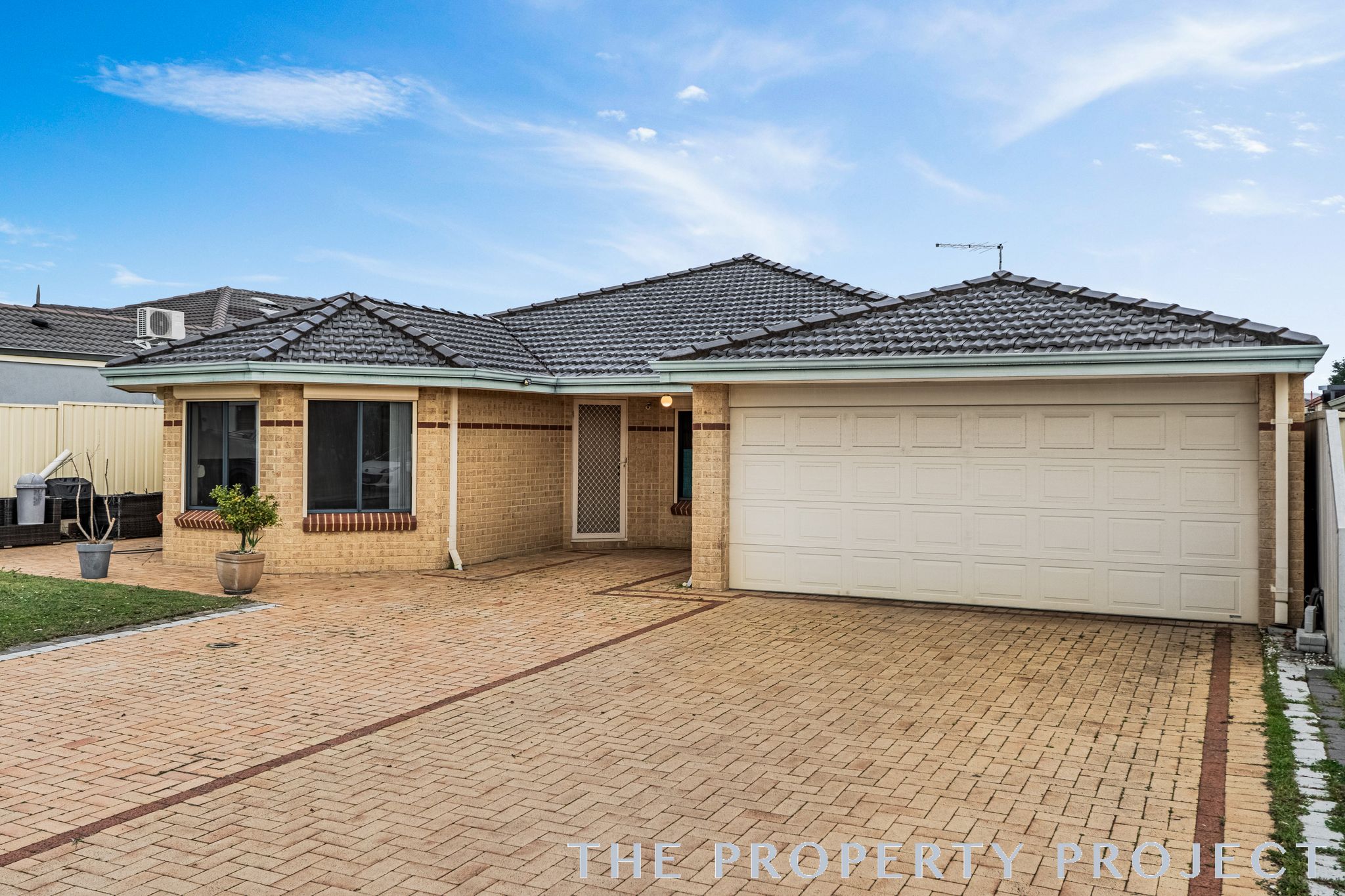 6 Crystal Turn Bennett Springs WA 6063