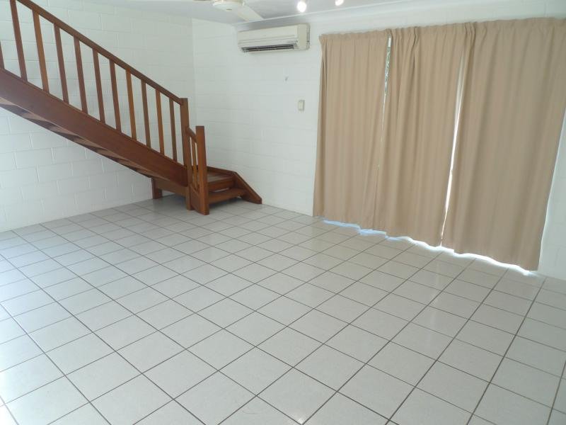 1 / 16 Marks Street, HERMIT PARK QLD 4812