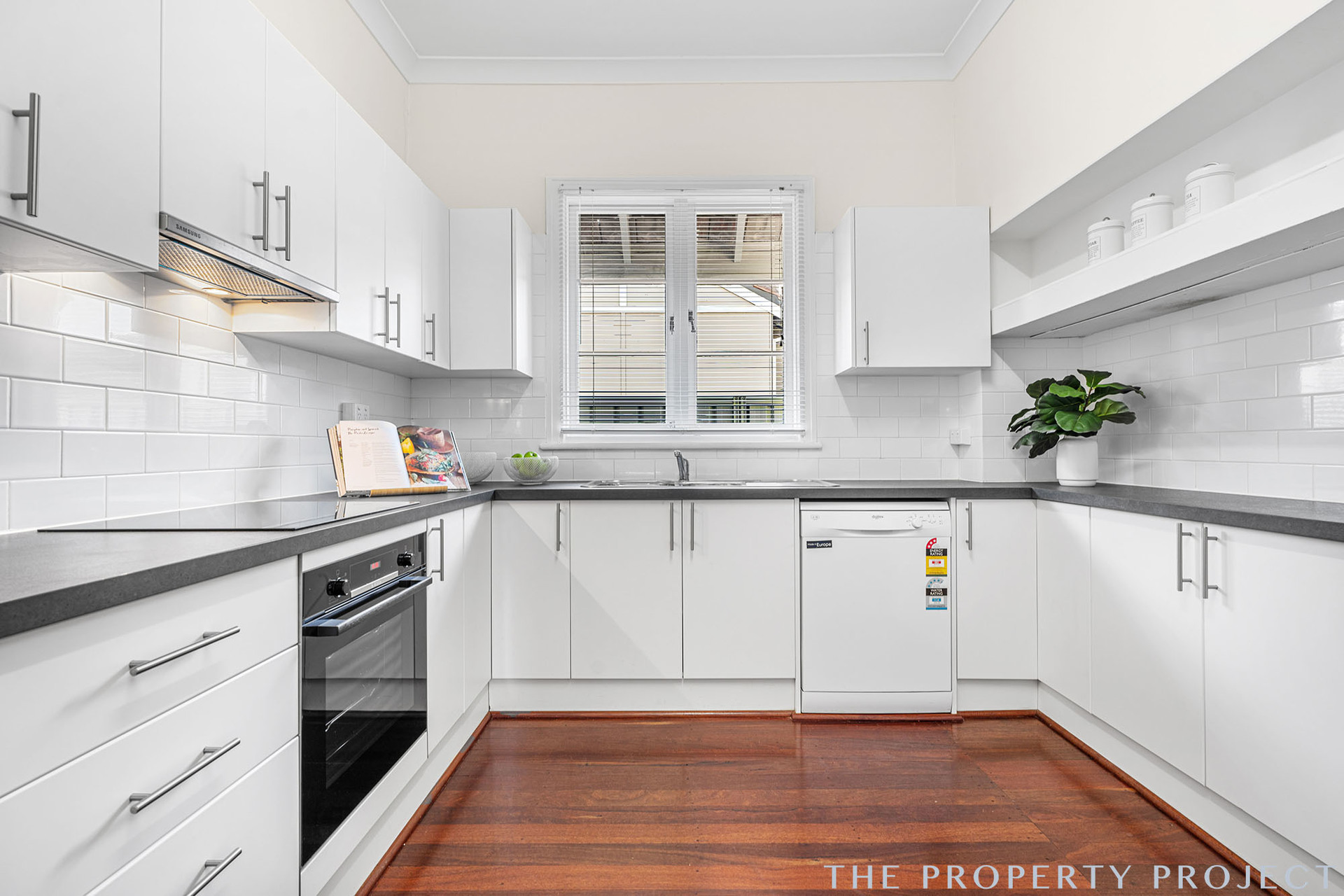 52 Grand Promenade Bayswater WA 6053