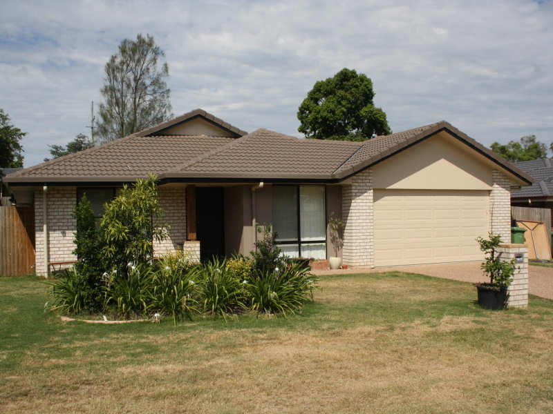 5 Paige Place, HELIDON QLD 4344
