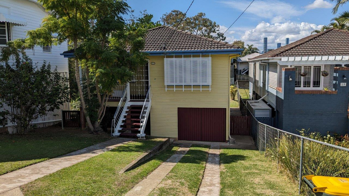 27 Bernhard Street, PADDINGTON QLD 4064