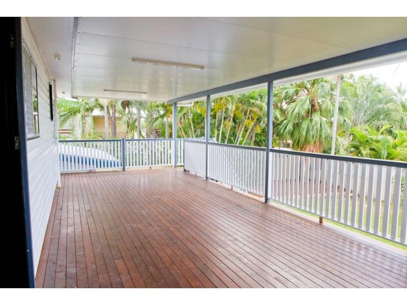 8 Legge Court, MOUNT LOUISA QLD 4814