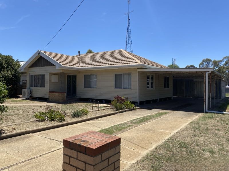 207-209 Woods St, DONALD VIC 3480