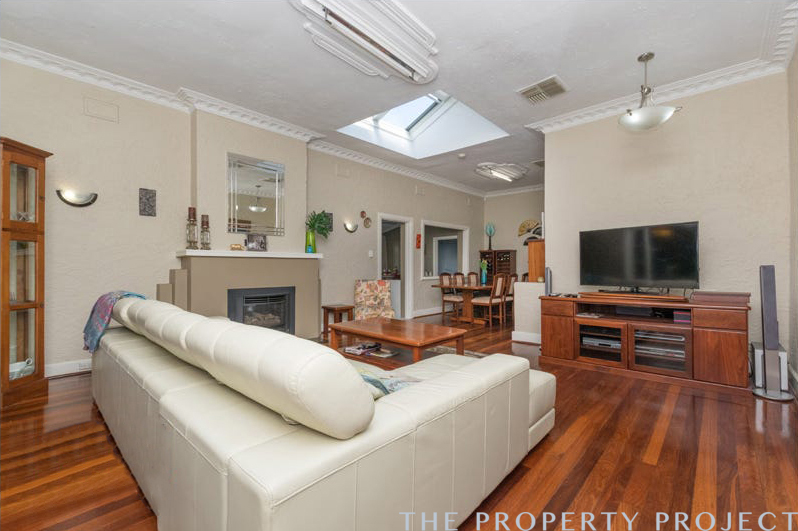 12 Surrey Street Dianella WA 6059
