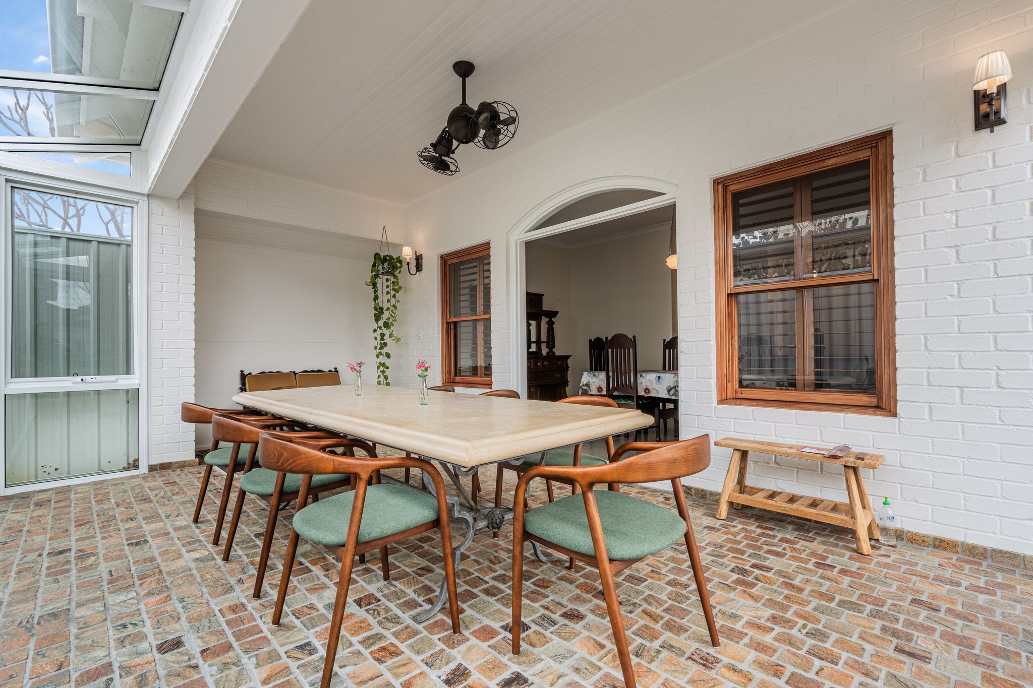 24 Leonora St Como WA 6152
