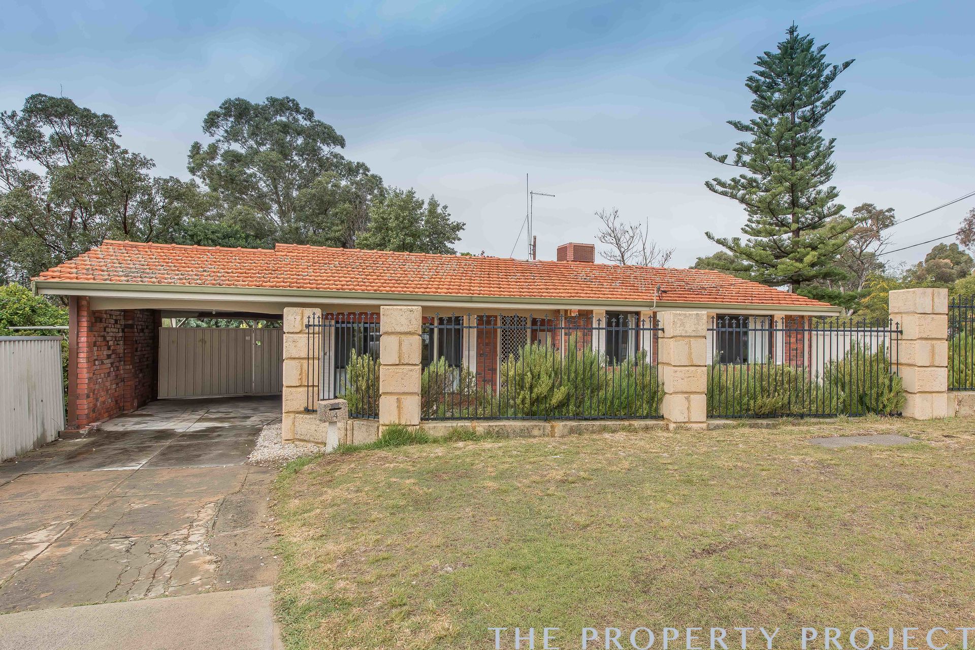 4 Cawarra Crescent Craigie WA 6025