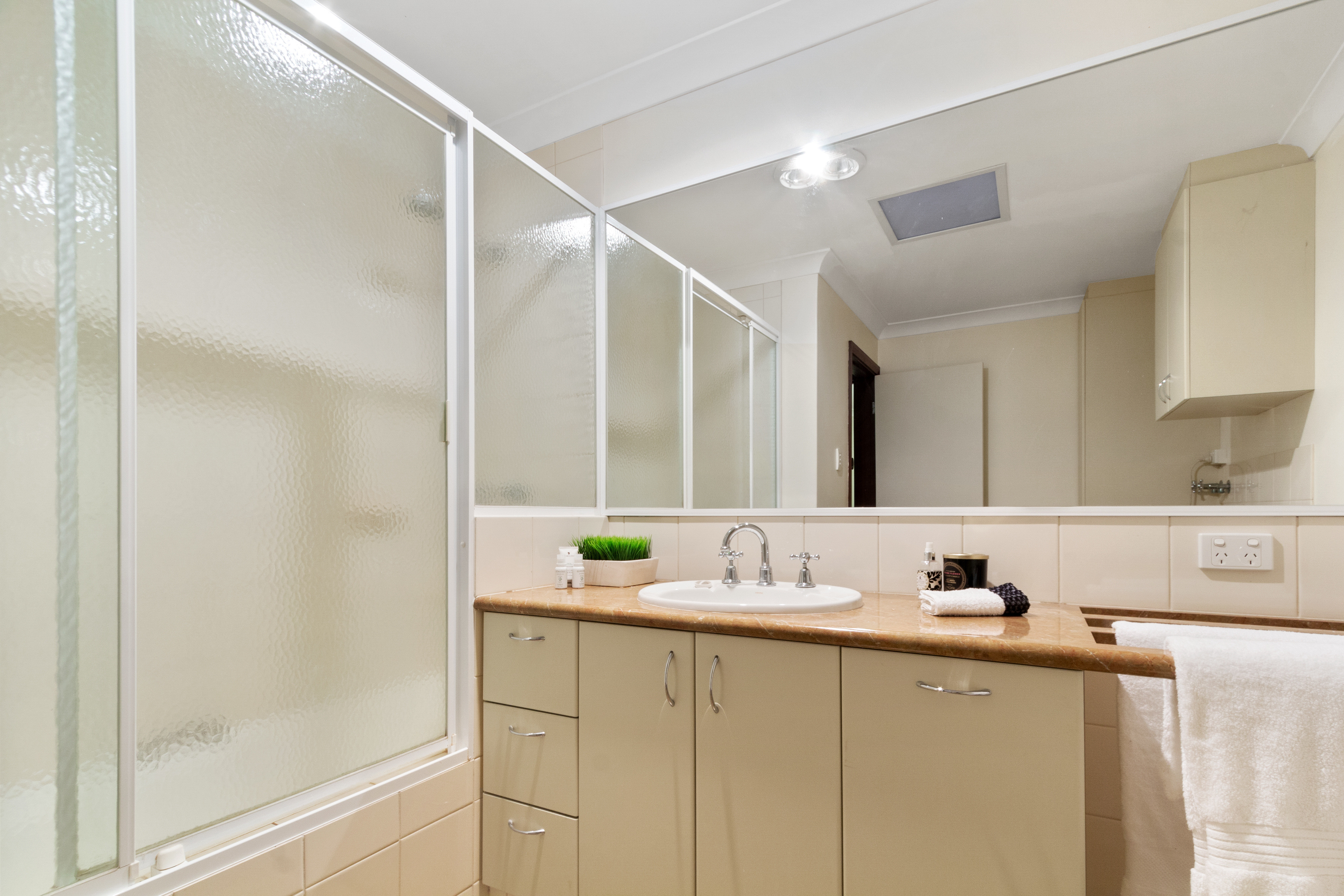 5 160 Broadway Crawley WA 6009