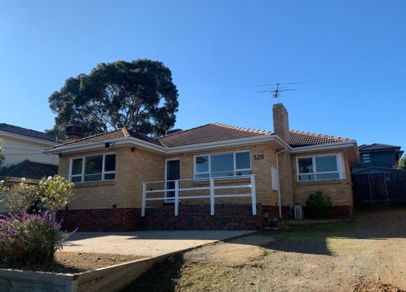 126 Huntingdale Road, MOUNT WAVERLEY VIC 3149