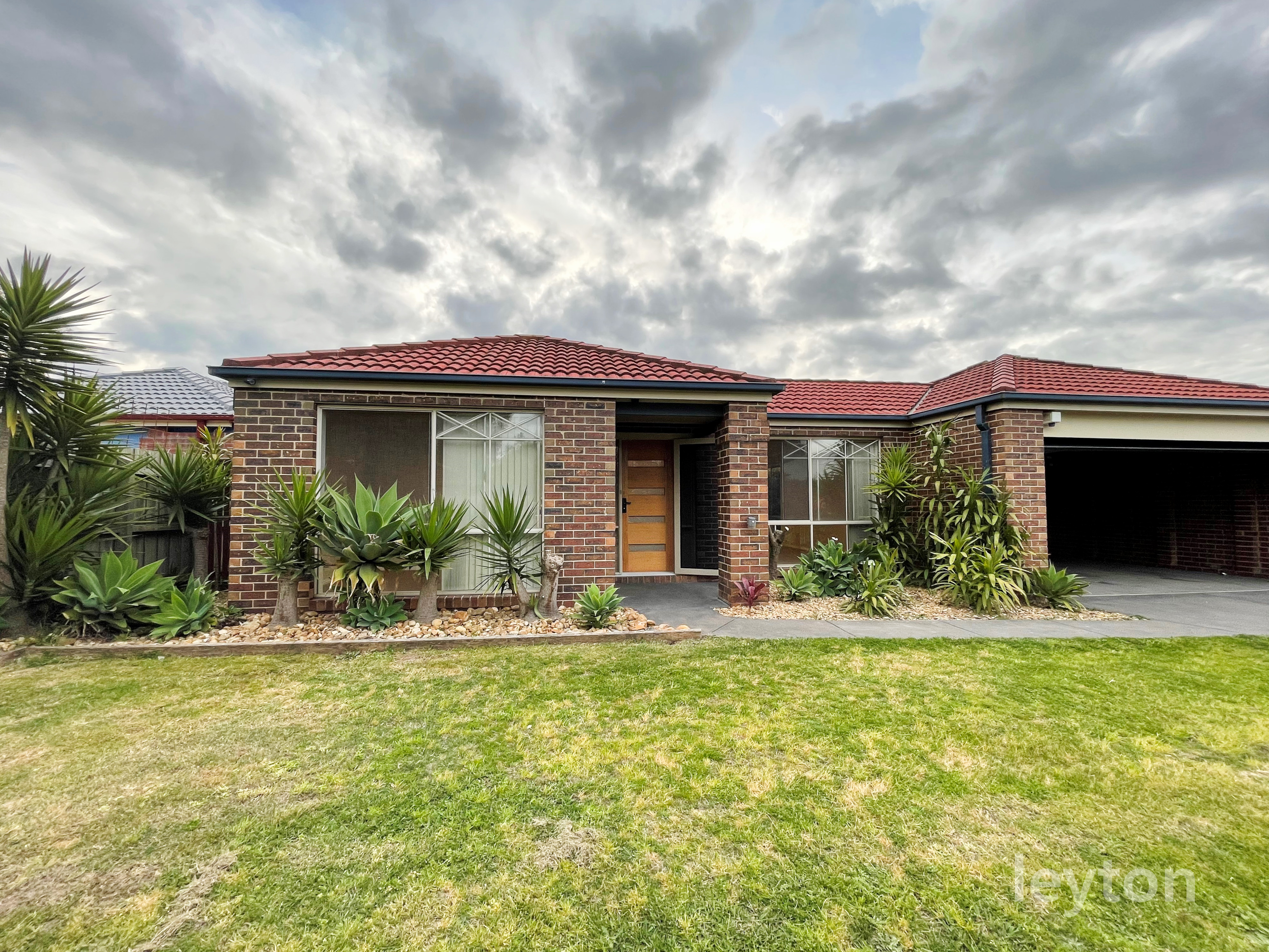 3 Harford Close, LYNBROOK VIC 3975