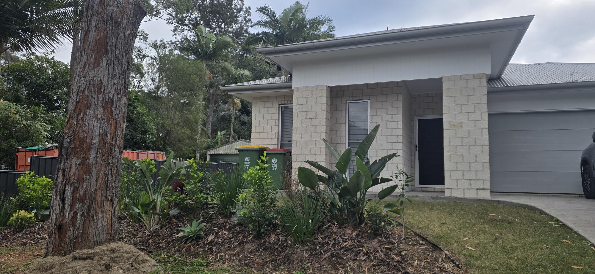 37 Bradman St, RUSSELL ISLAND QLD 4184