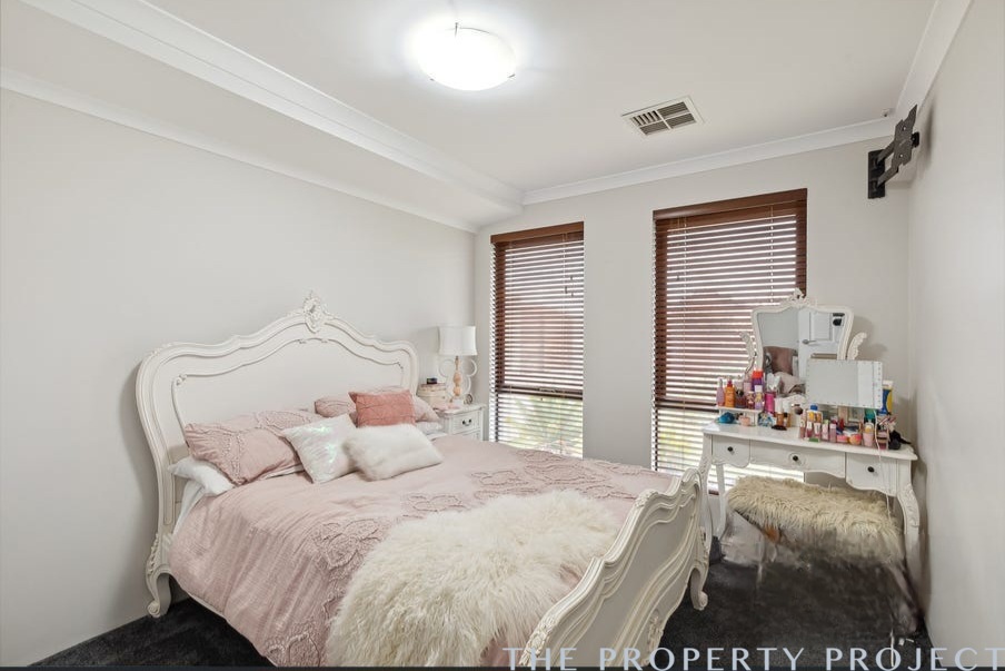 54 Wicklow Circle Darch WA 6065