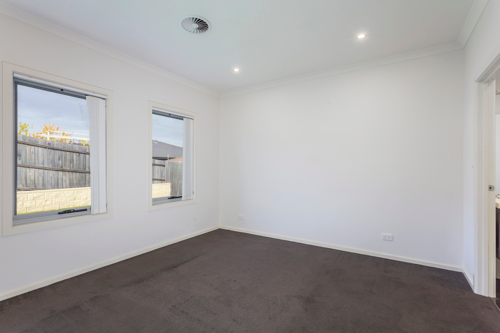 127 Samaria Street, Crace, photo 13