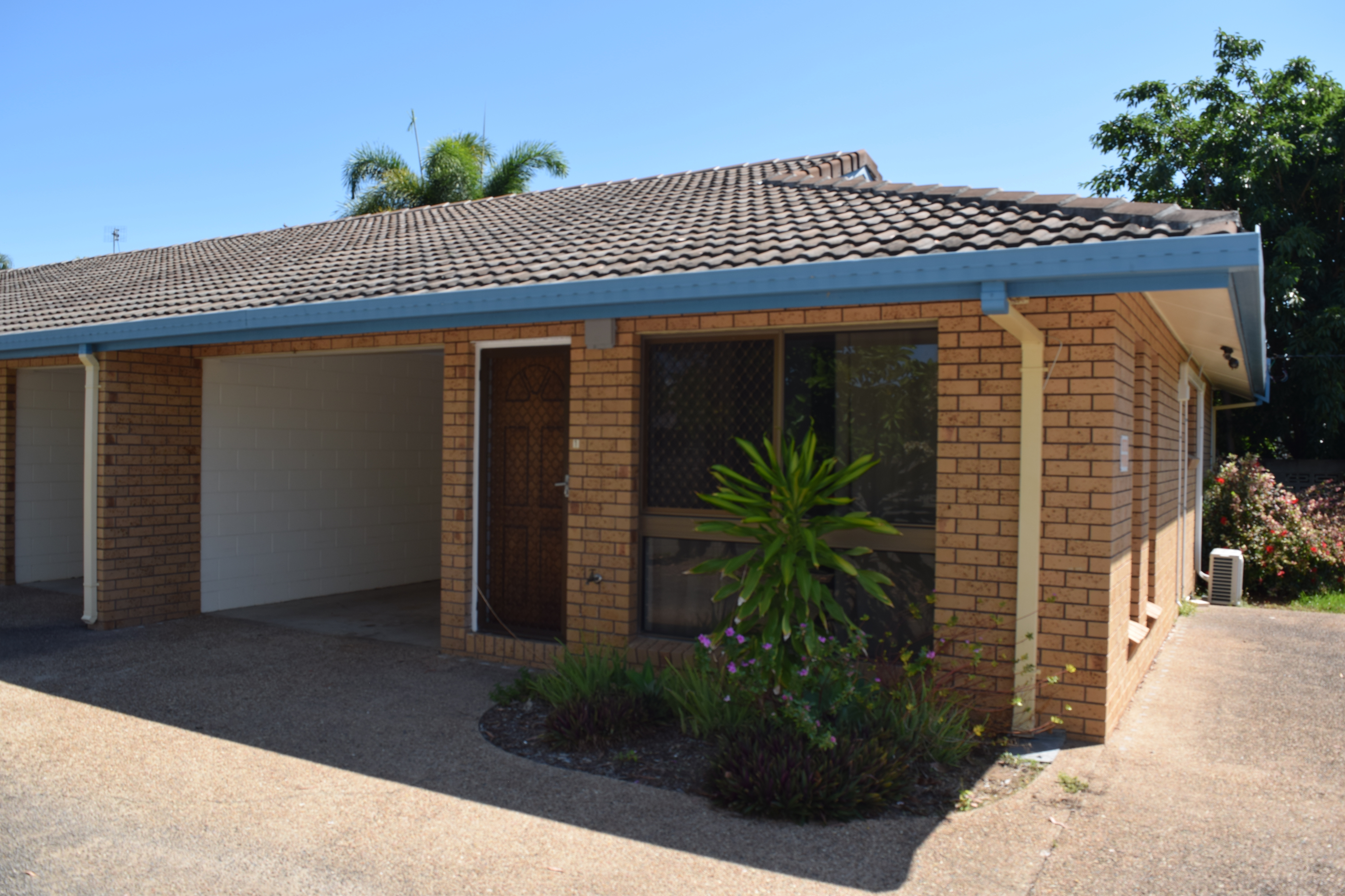 Unit 1 / 32 Hodel St, ROSSLEA QLD 4812