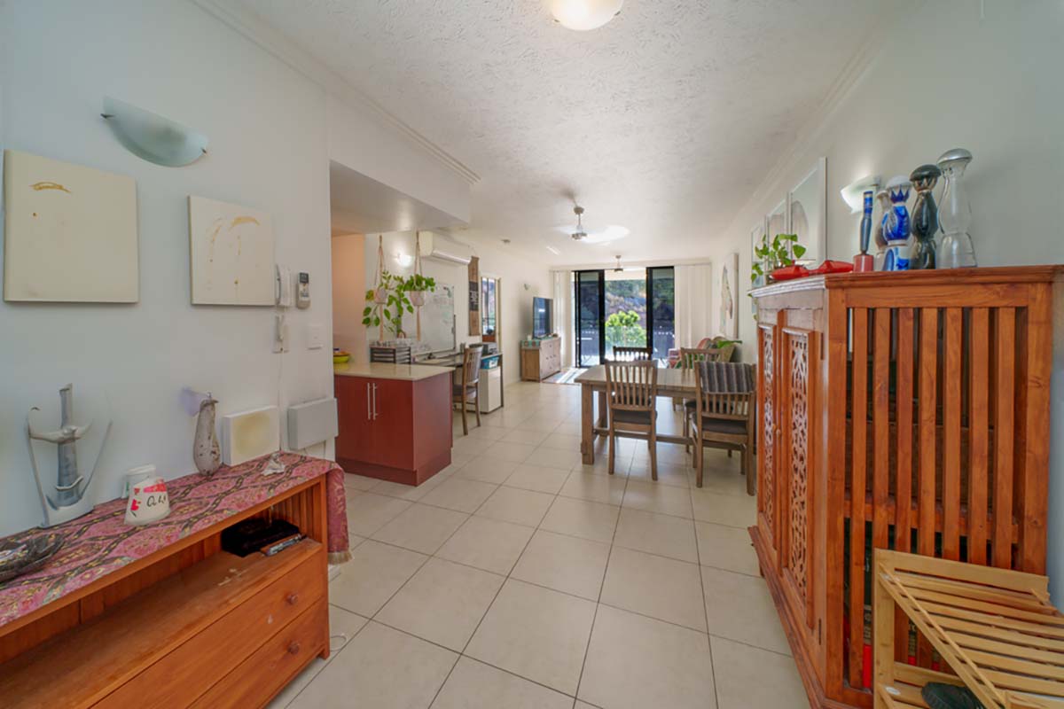 214 / 330 Sturt Street, TOWNSVILLE CITY QLD 4810