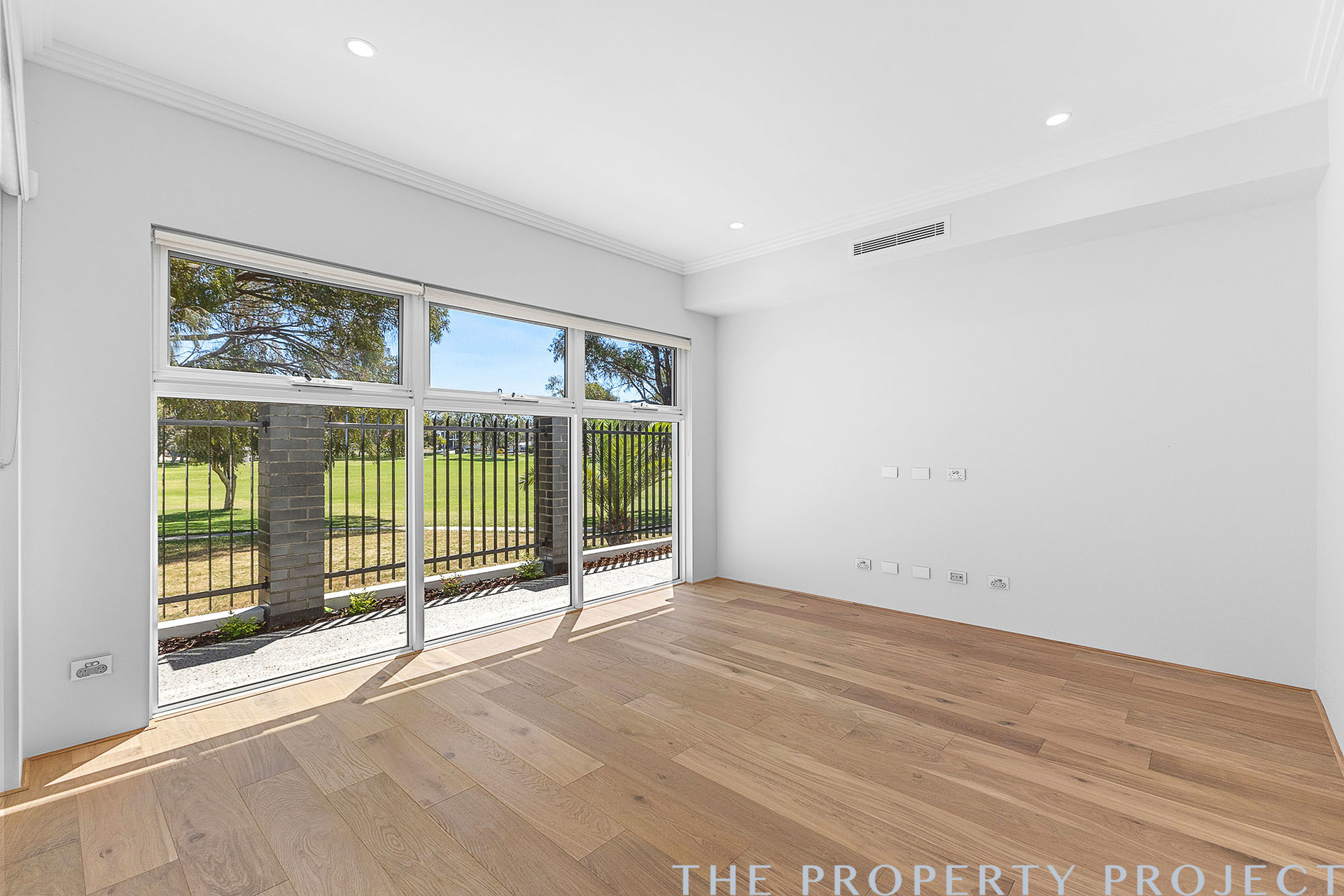 12 Northwood Way Kallaroo WA 6025