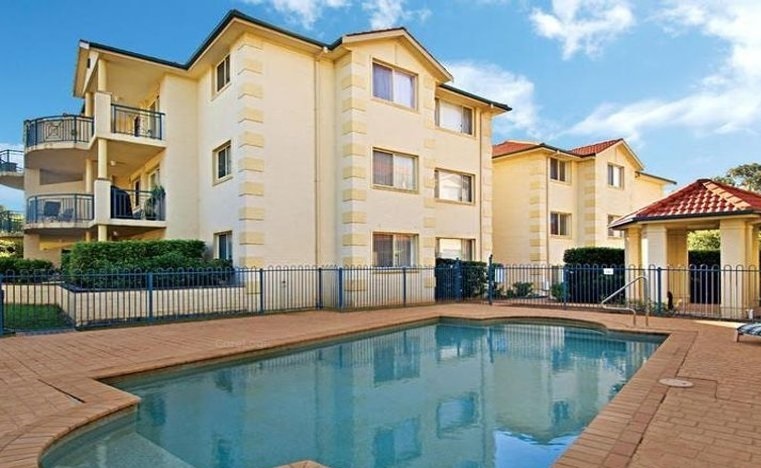 2 / 9-11 Hill Street, BAULKHAM HILLS NSW 2153