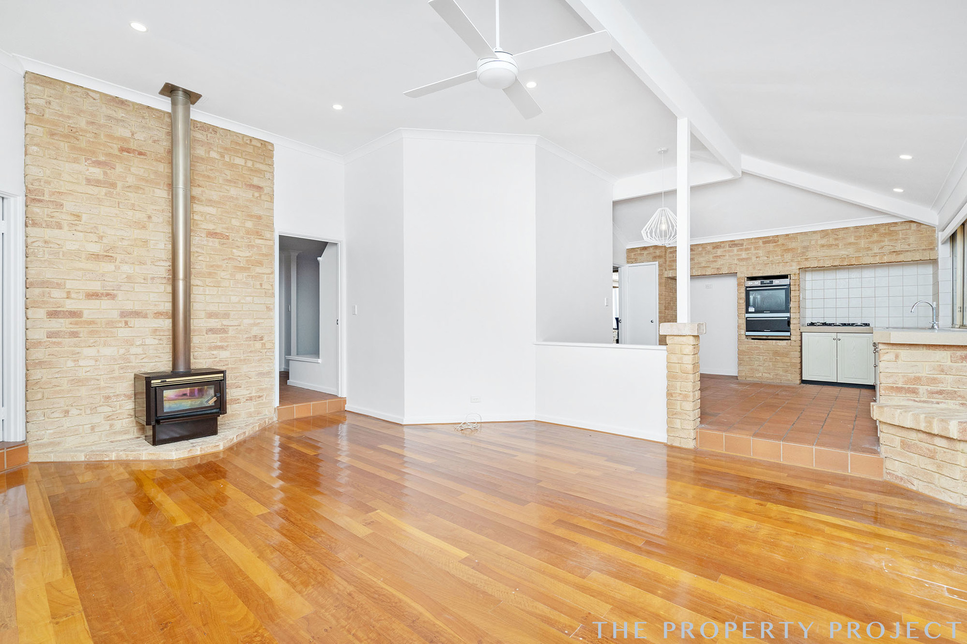 6 Parwich Rise Carine WA 6020