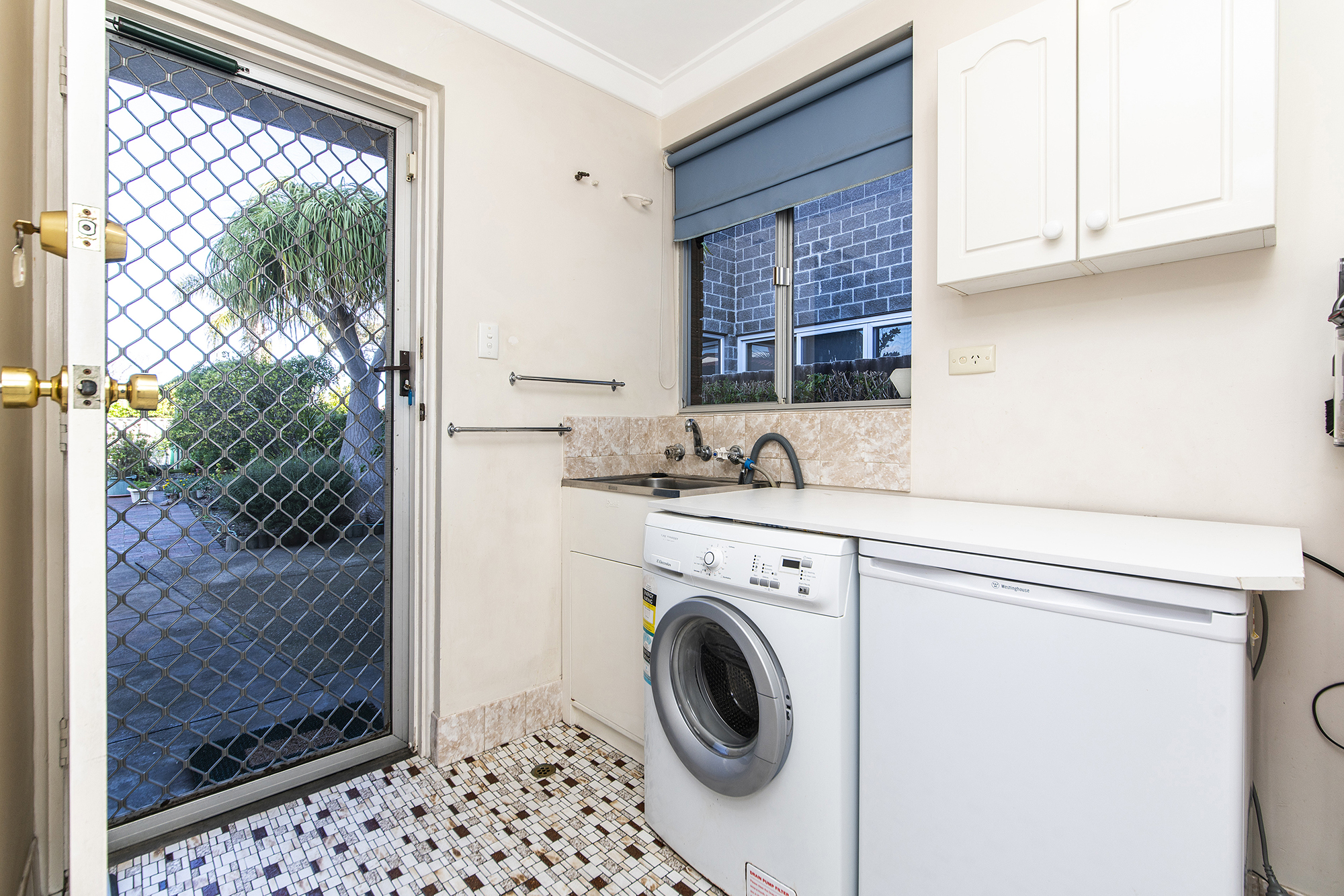 13 Laurence Road Innaloo WA 6018