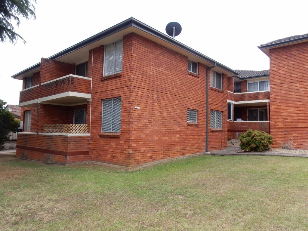 4 / 98 Dumaresq St, CAMPBELLTOWN NSW 2560