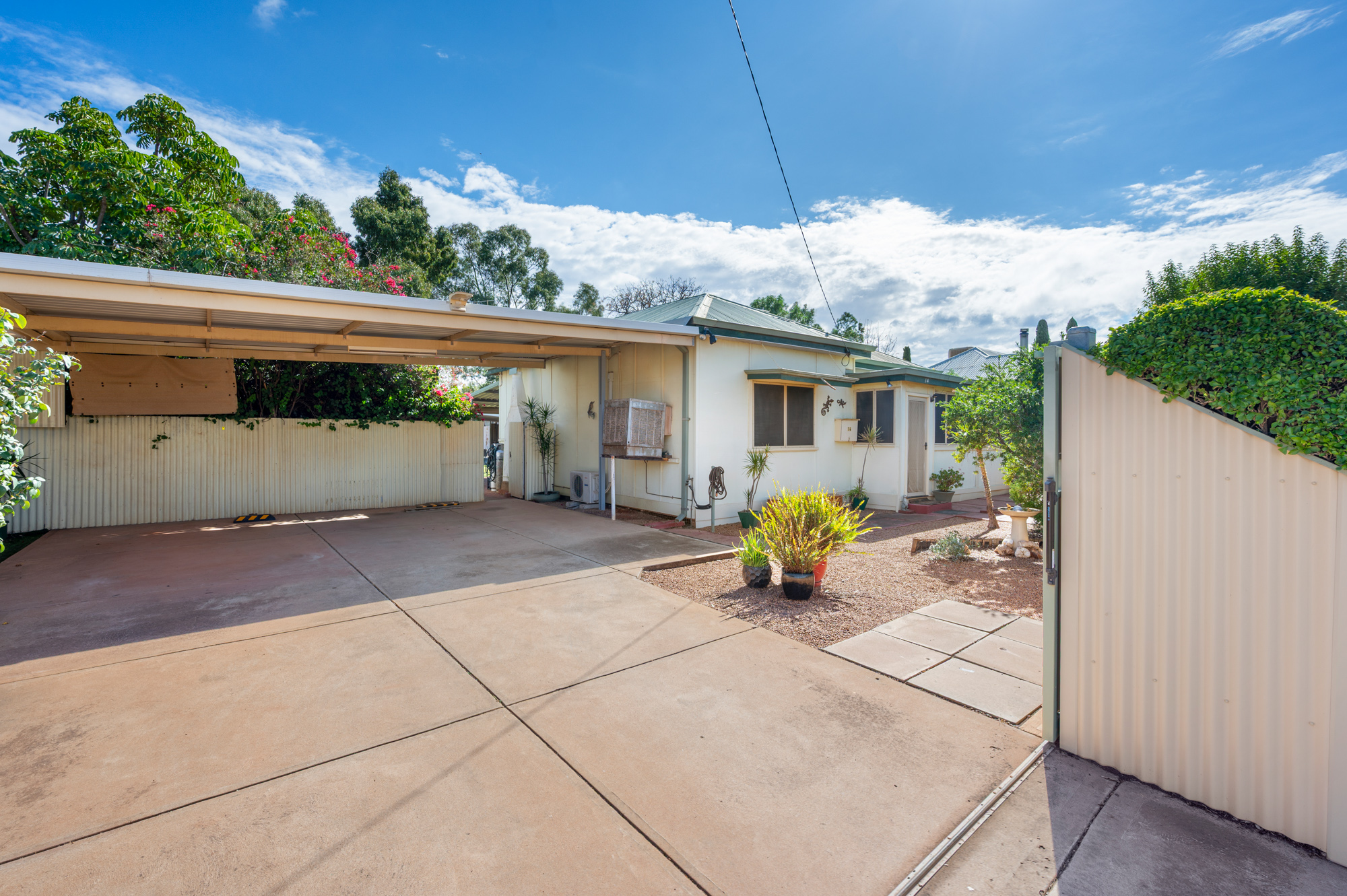 14 Balfour Street, SOUTH KALGOORLIE WA 6430