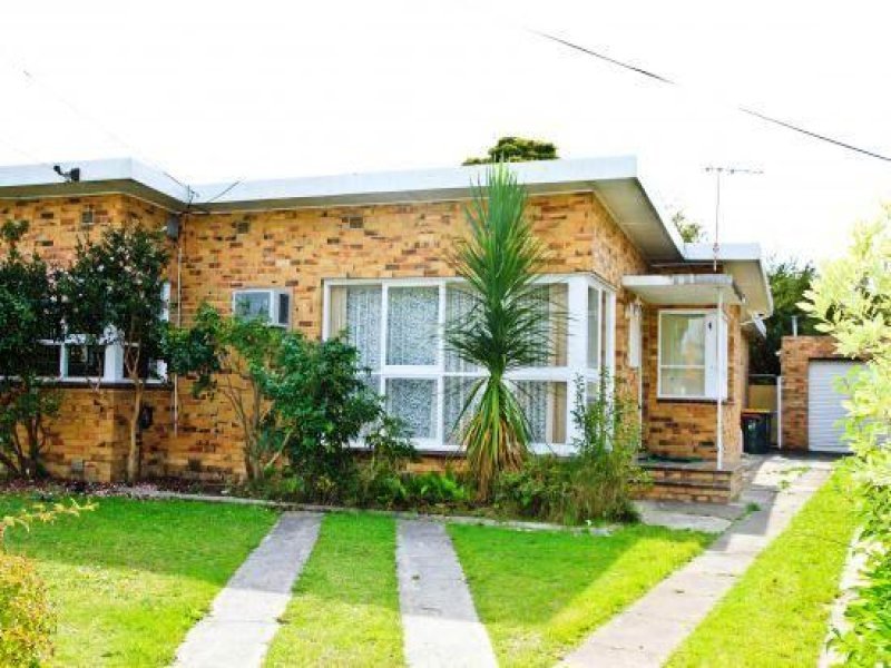 35 Dennis Street, CLAYTON VIC 3168