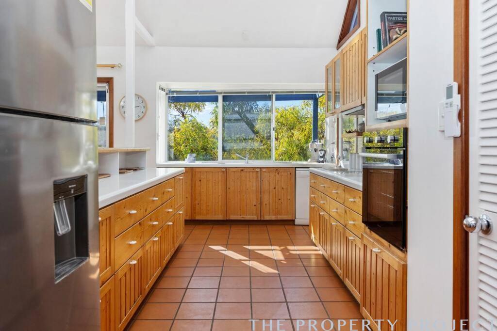 160 Ocean Drive Quinns Rocks WA 6030
