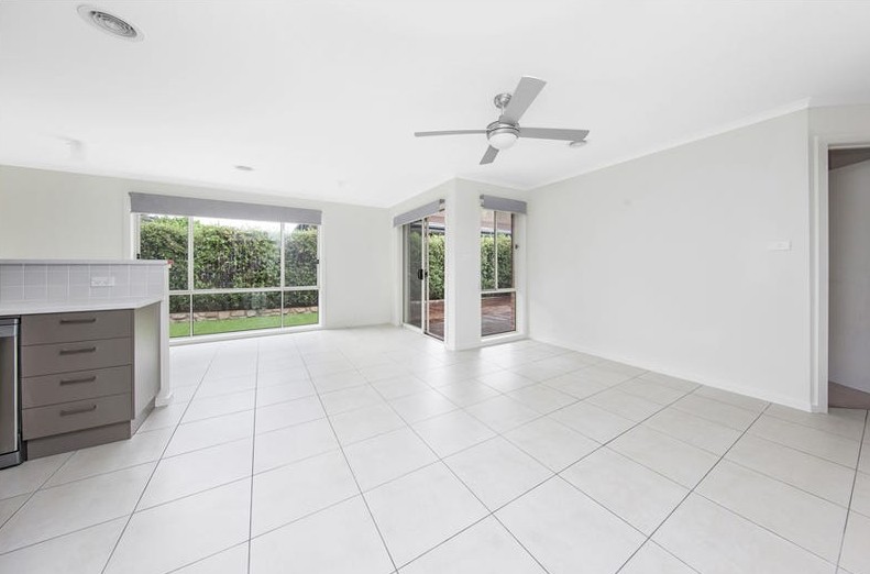 5 Neil Currie Street, Casey, photo 5